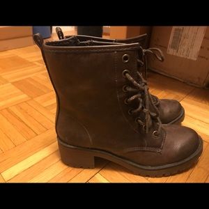 Steve Madden Boots